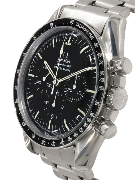 omega speedmaster moonwatch 40mm.